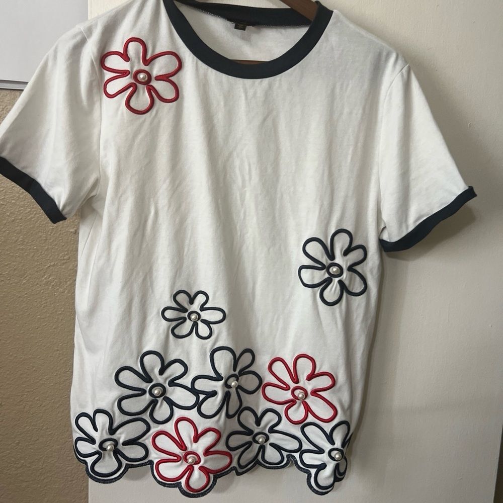 On Twelfth Women’s Embroidered Top Red/Blue Floral, SzM Minimalist Chic Festive